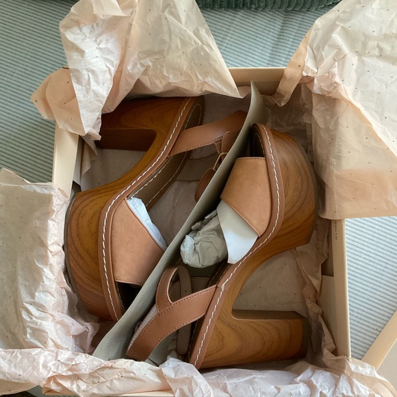 BCBGENERATION Sandal - Picture 5 of 13